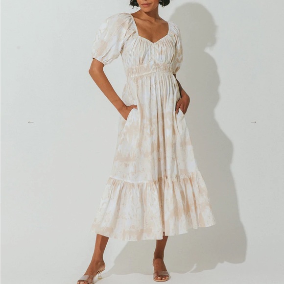 Cleobella Dresses & Skirts - NWT Cleobella Catalina Midi Dress Watercolor Print Sz Small Neutral Tiered Boho